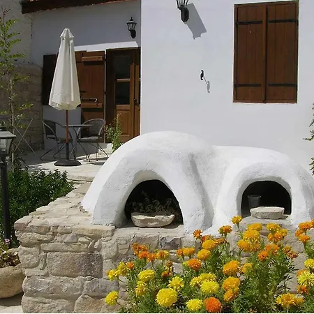 Gasthof Avalon Village